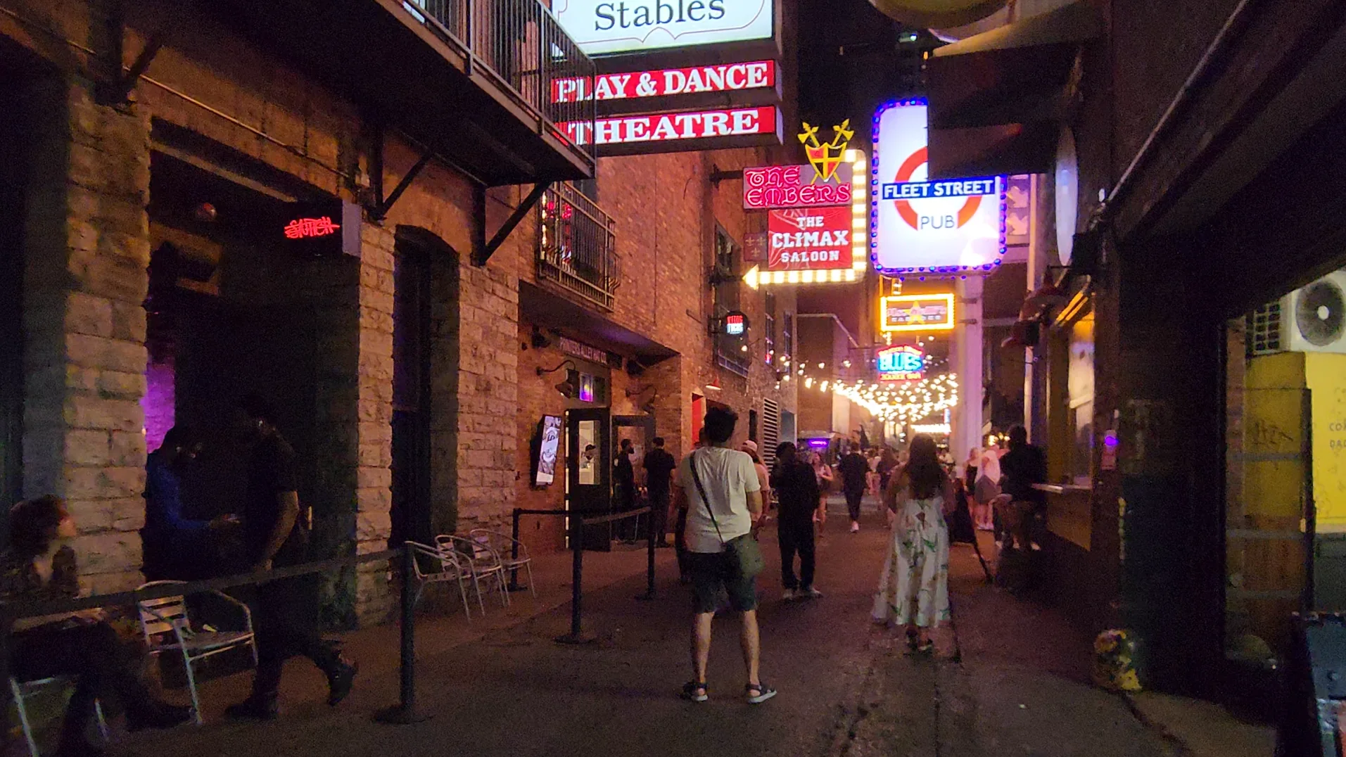 Printer's Alley in downtown Nashville at night.